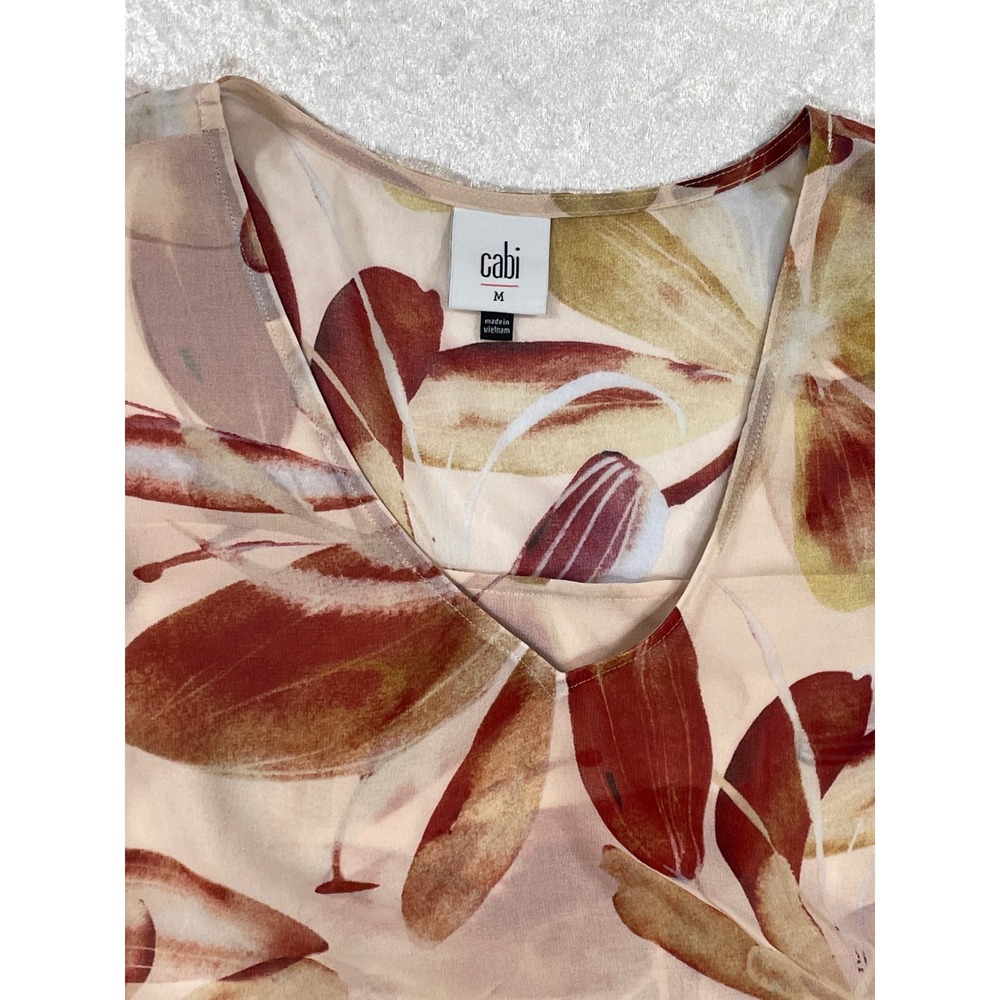 Cabi Fairy tail floral Top #4735, size MEDIUM, Fall 2024 - EUC - Picture 6 of 13